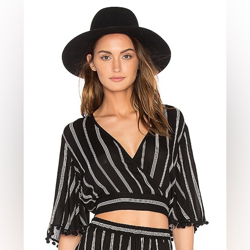 REVOLVE Band of Gypsies Surplice Pom Pom Crop Top in Black & Ivory Size Medium